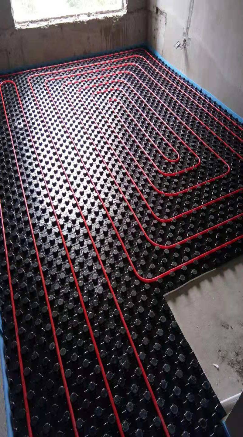 ���̰���